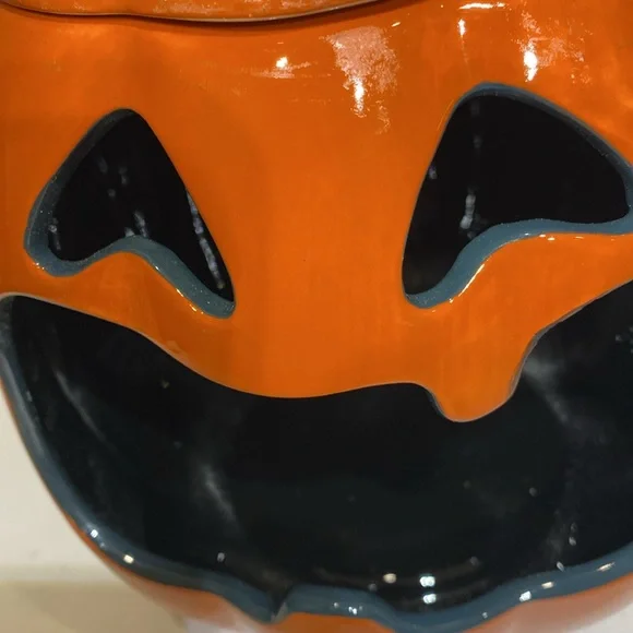 NWT Celebrate Together™ Halloween Ceramic Jack-'O'-Lantern Candy Bowl Home Decor - Picture 9 of 11